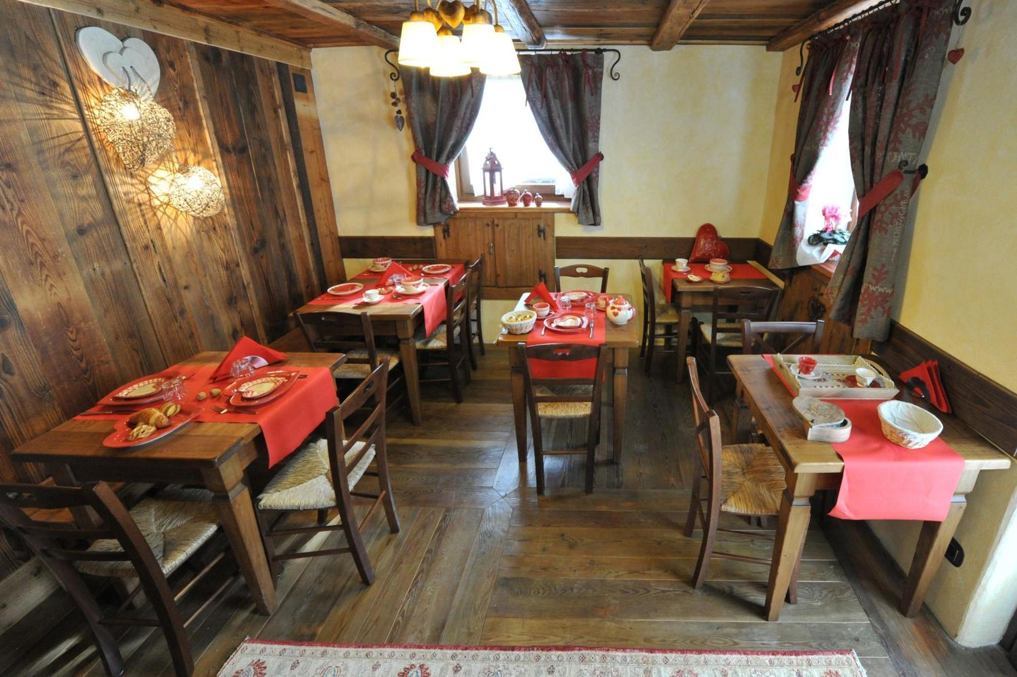 Affittacamere Petit Coeur Champoluc Exterior foto