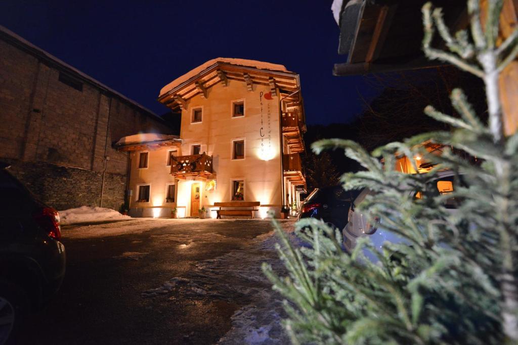 Affittacamere Petit Coeur Champoluc Exterior foto